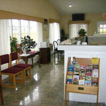 Harrisonville Inn & Suites Interior foto